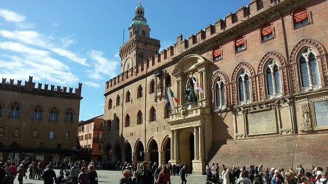 Bologne et tourisme